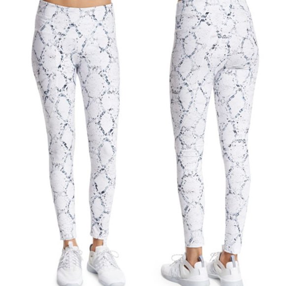 Varley | Pacific Sport Leggings in Python Print - Picture 5 of 9